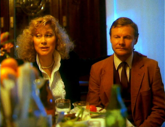 Спящий Вадим и Юля