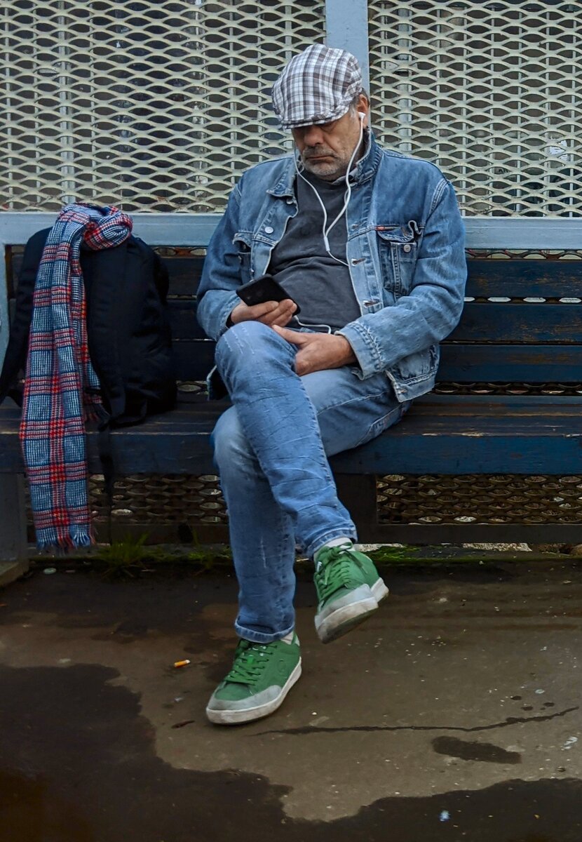 Пример уличной съёмки на телефон Google Pixel 3a Xl, фотограф drAstronomus, программа GCam