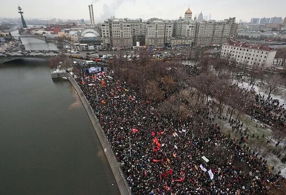 Болотная площадь в 2011 году. Фото: Дмитрий Чистопрудов / gettyimages. 