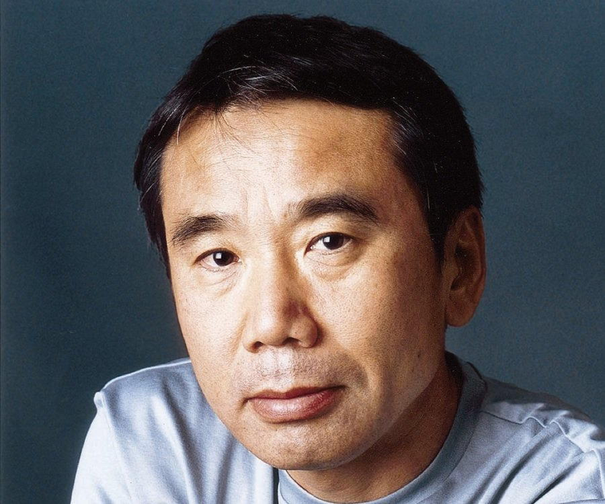 Haruki murakami. Харуки Мураками. Японский писатель Харуки Мураками. Харуки Мураками фото. Харуки Мураками портрет.