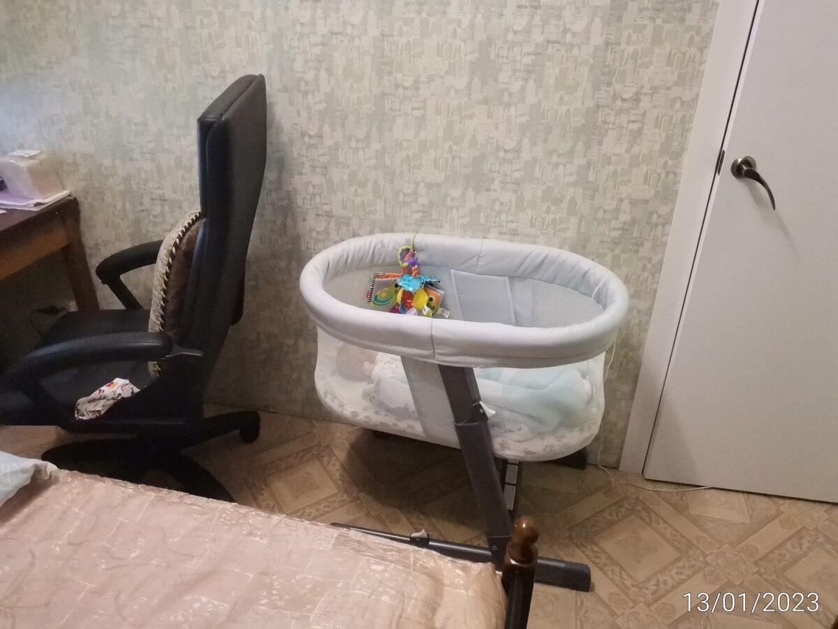 Наша кроватка. Малыш спит 😊