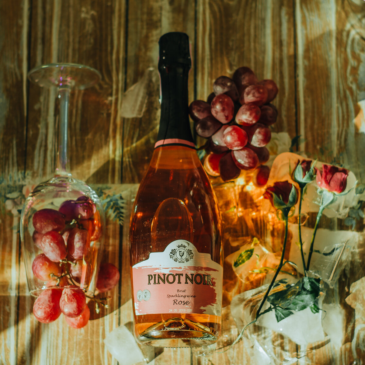 Розовое игристое «Pinot Noir» от Минского завода игристых вин