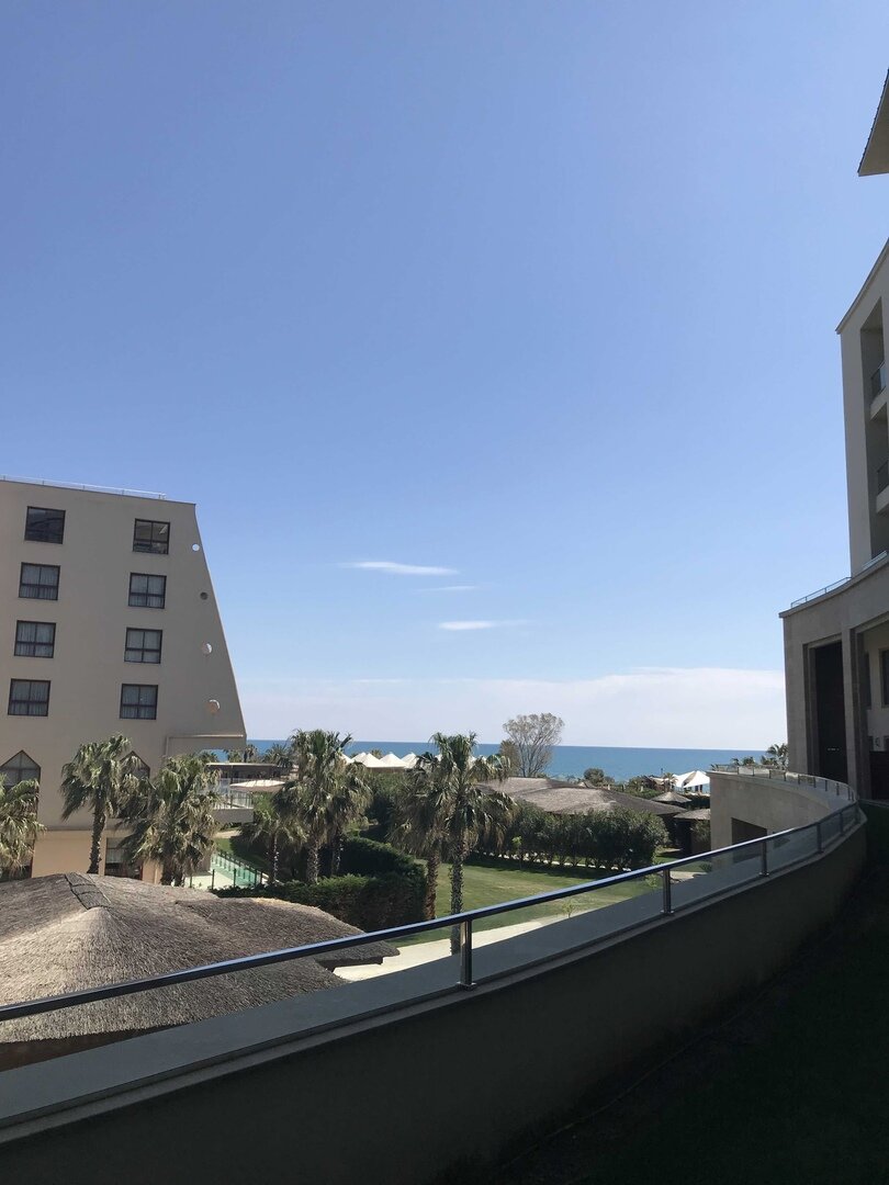 Вид с балкона в отеле Kaya Palazzo (авторское фото)