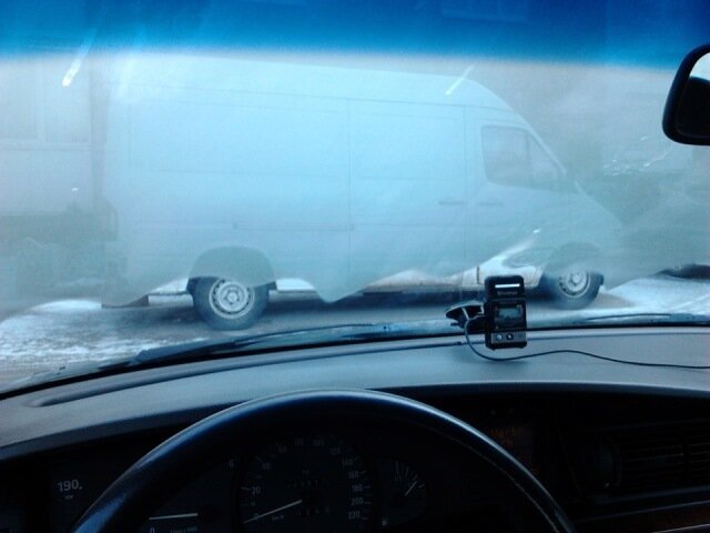 Конденсат на стеклах.