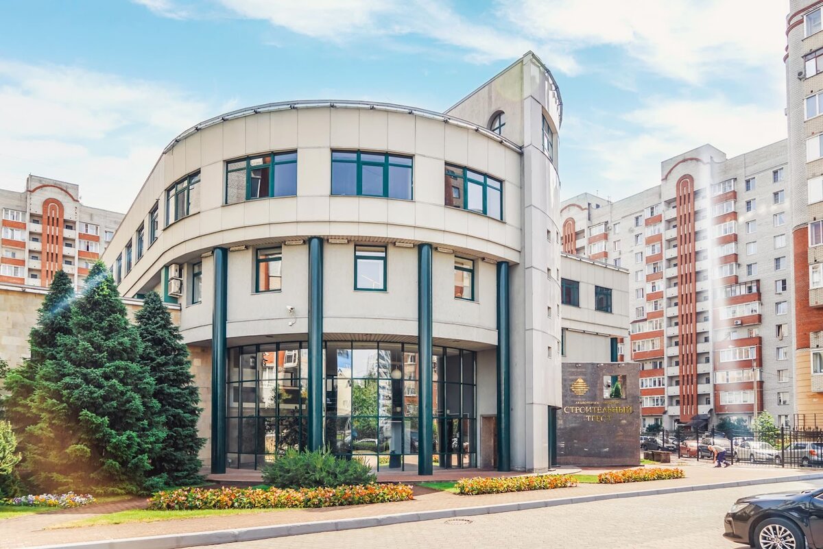 Главный офис объединения «Строительный трест» на Кондратьевском пр., д. 62, корп. 4, Лит. А