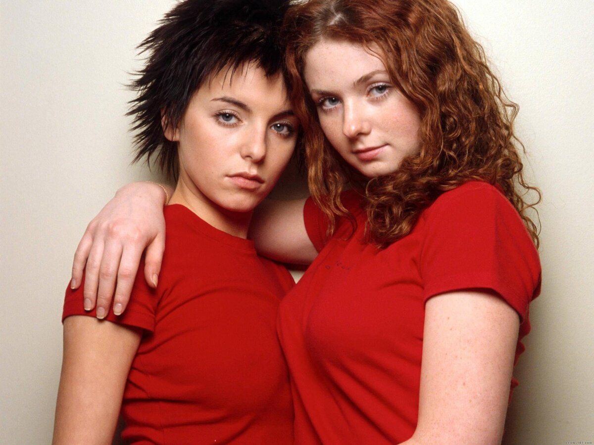 Сначала планировался проект только с Леной Катиной