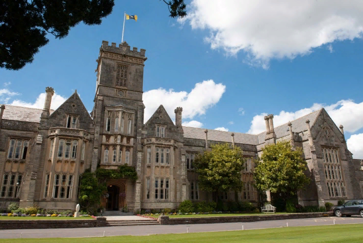 Queen’s College