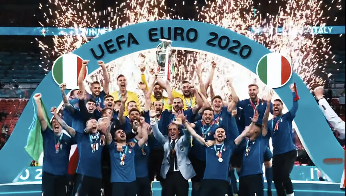 Победа сборной Италии в ЧЕ по футболу.