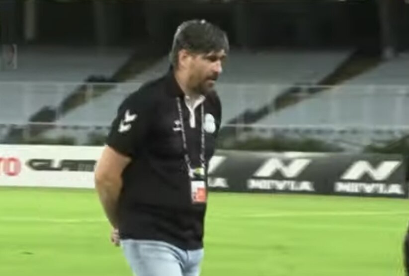 Андрей Чернышов во время матча "Гоклам Керала" - Мохаммедан. Скриншот с видео youtube.com