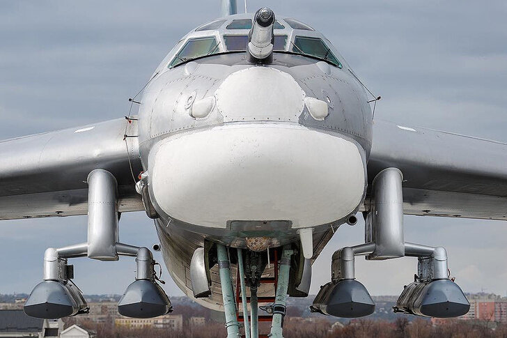 Фото из открытых источников. ТУ-95 с крылатыми ракетами Х-101