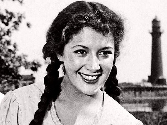 Фото Девушка 1950 года.