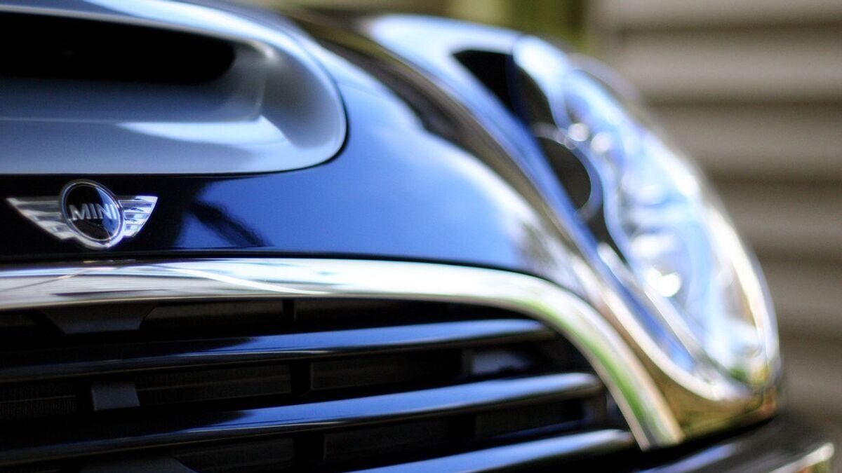    Автомобиль Mini Cooper© Flickr / nettsu