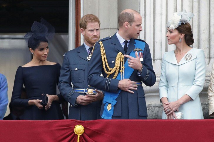 Принцы и их супруги. Фото из открытого источника  woman.ru