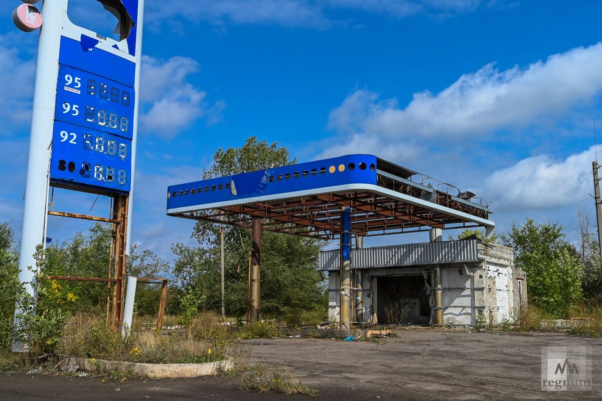 Азс днр. Заправки ДНР. Дороги Донбасса.