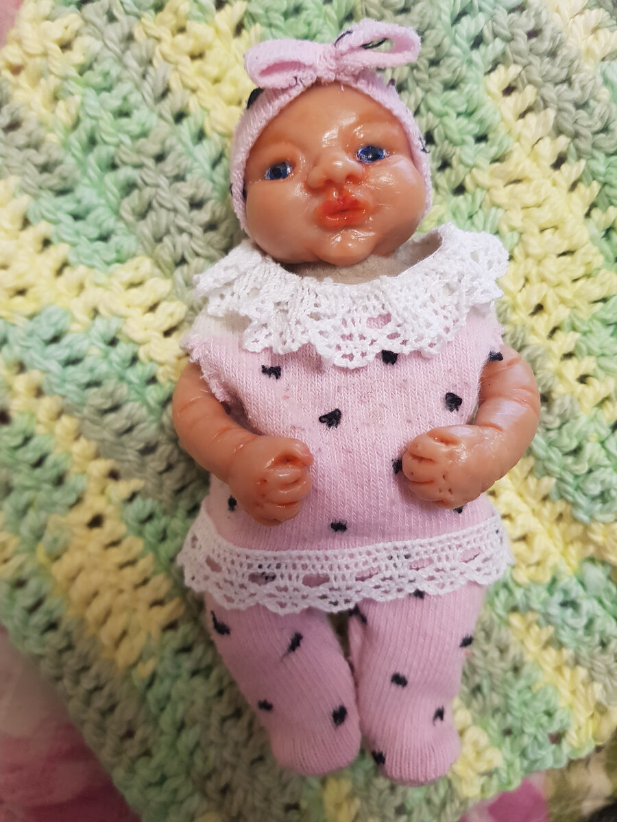 Ползунки, топ и повязка всего из одного носочка!