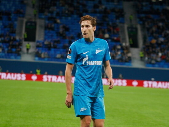     ДАЛЕР КУЗЯЕВ. ФОТО: MAKSIM KONSTANTINOV/GLOBALLOOKPRESS.COM