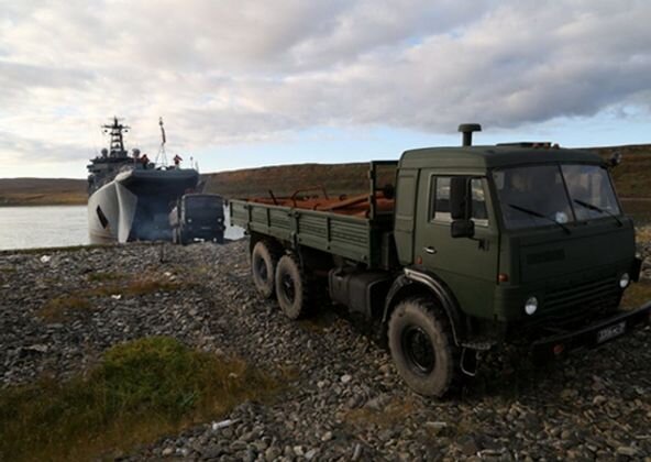    Вывоз металлолома с острова Кильдин Mil.ru