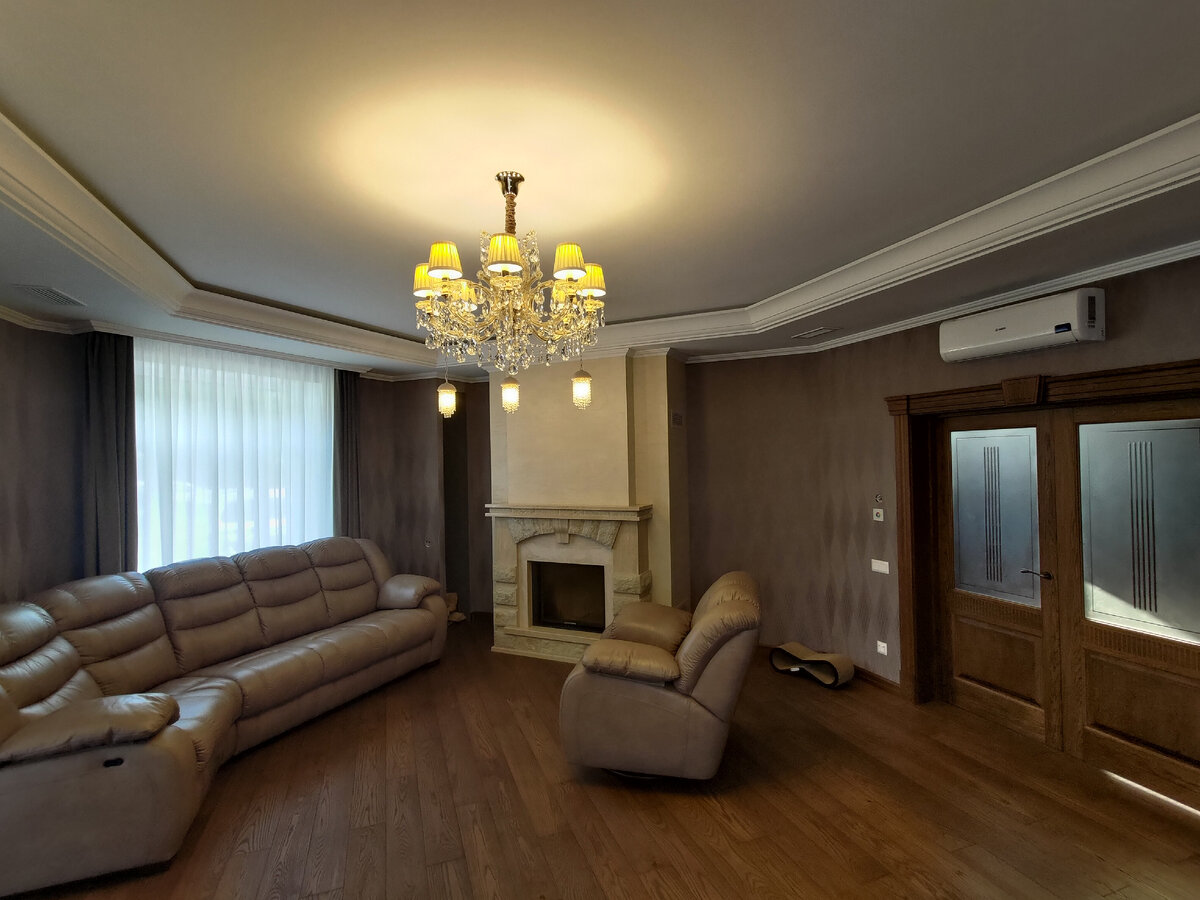 Каминный зал