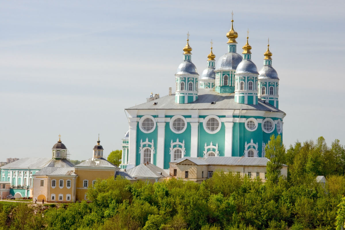 Успенский собор Смоленск зимой