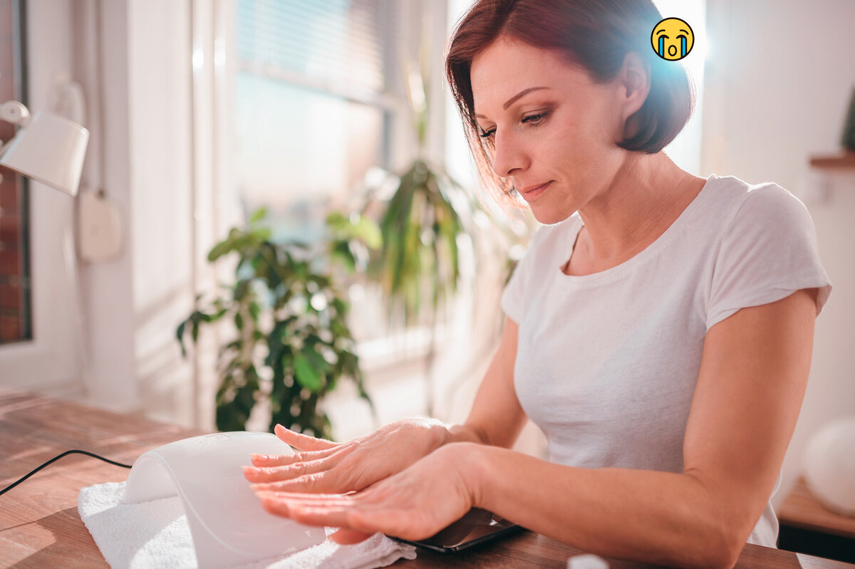     Почему от ногтей отслаивается гель-лак: 9 главных причин испорченного маникюра