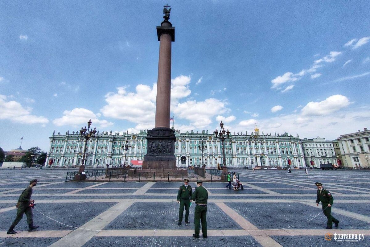 Дворцовая площадь 1917 год