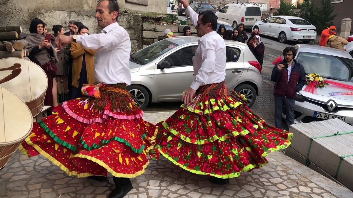 Современные кёчек на свадьбе обавьте описание