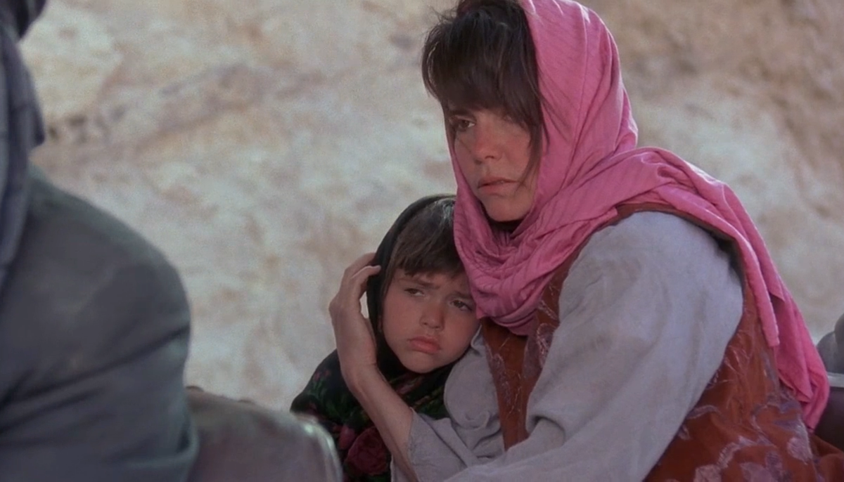 Кадр из свободных источников «Только не без моей дочери» (1991)