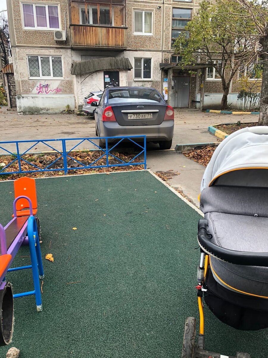 И как теперь проехать коляске?