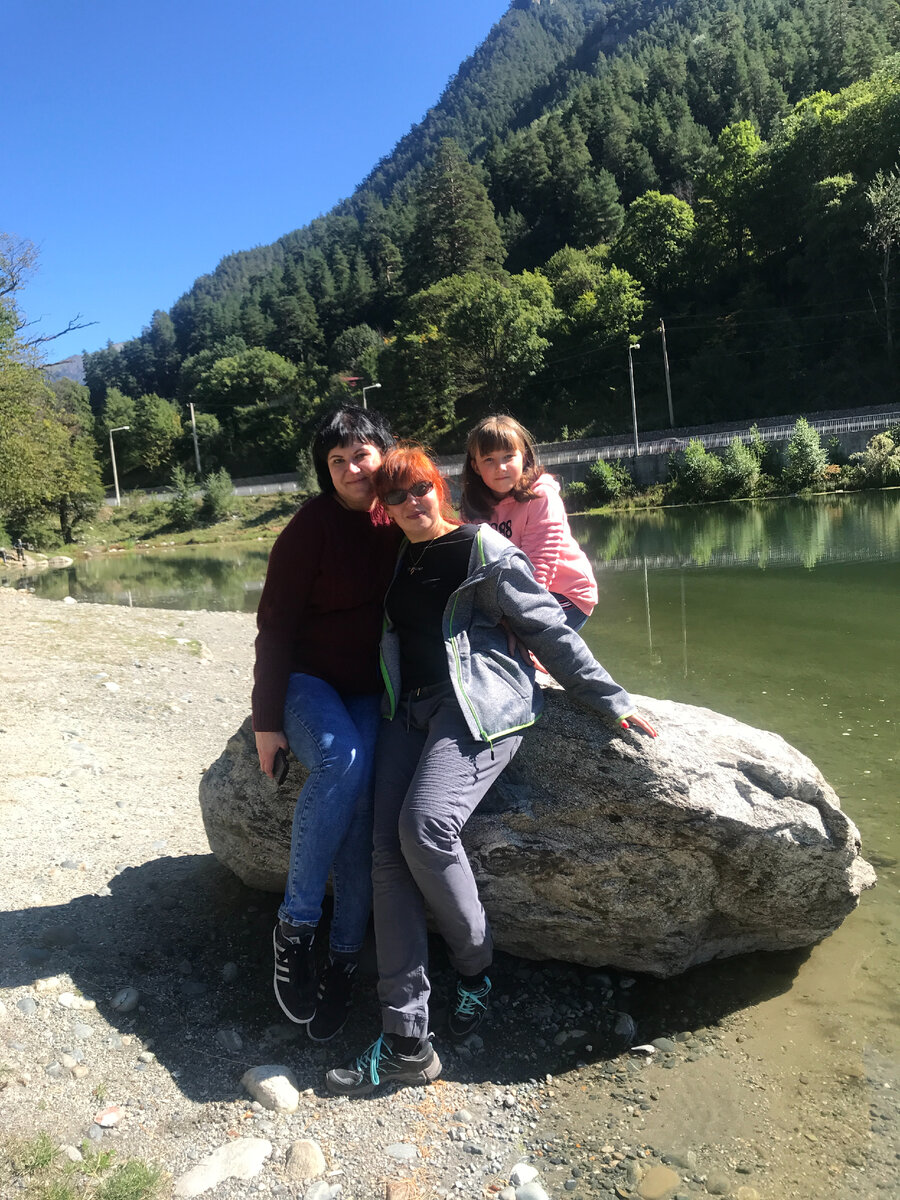 Остановка на озере Кара-Кёль.