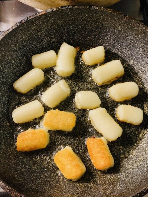 Процесс в галерее. Жарим в масле с двух сторон.