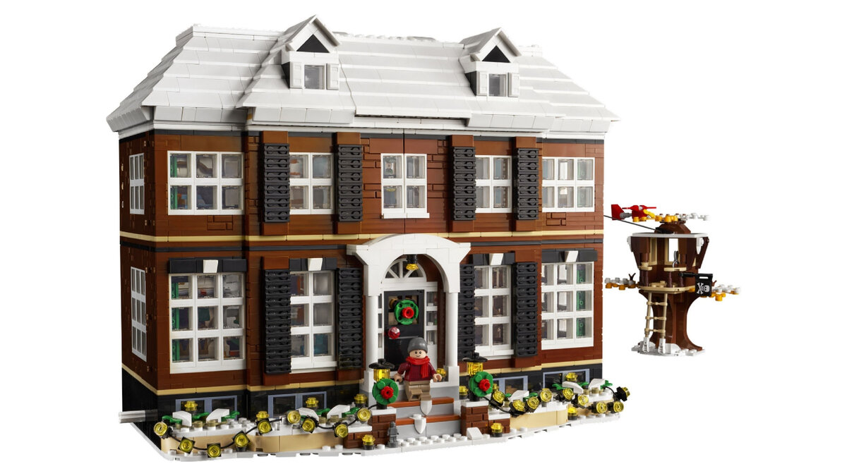 Компания LEGO представила набор серии LEGO Ideas - 21330 Home Alone House, Дом  Маккалистеров из фильма 