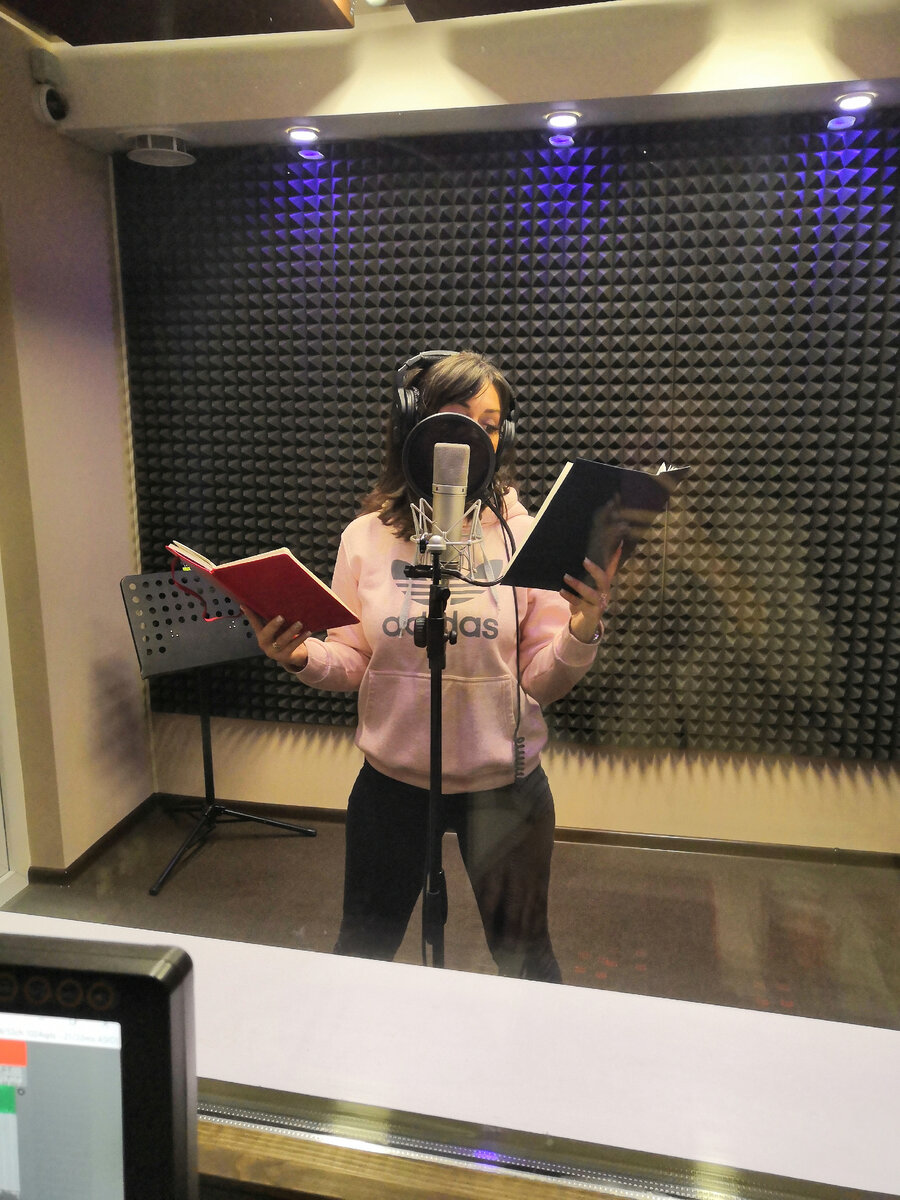 Мои студенты в студии курс "Озвучка и дубляж-моя новая профессия" @kseniyafoxspb 