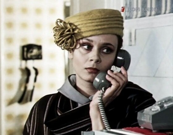 Кадр из фильма «Только в мюзик-холле» (1980). Скриншот.