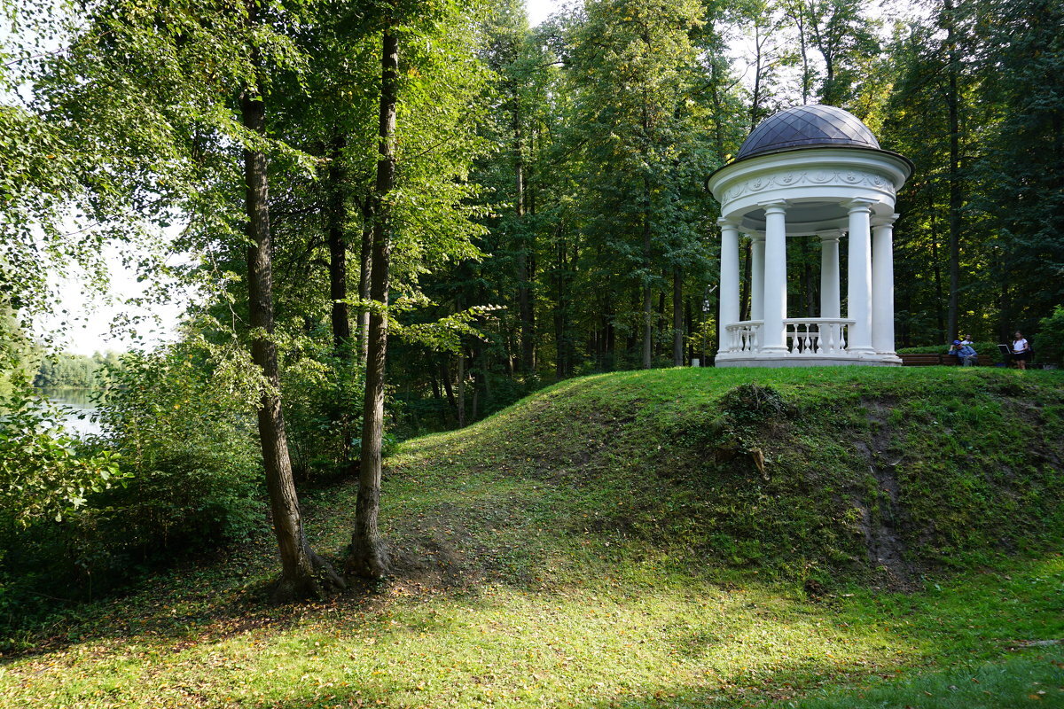 парнас с беседкой