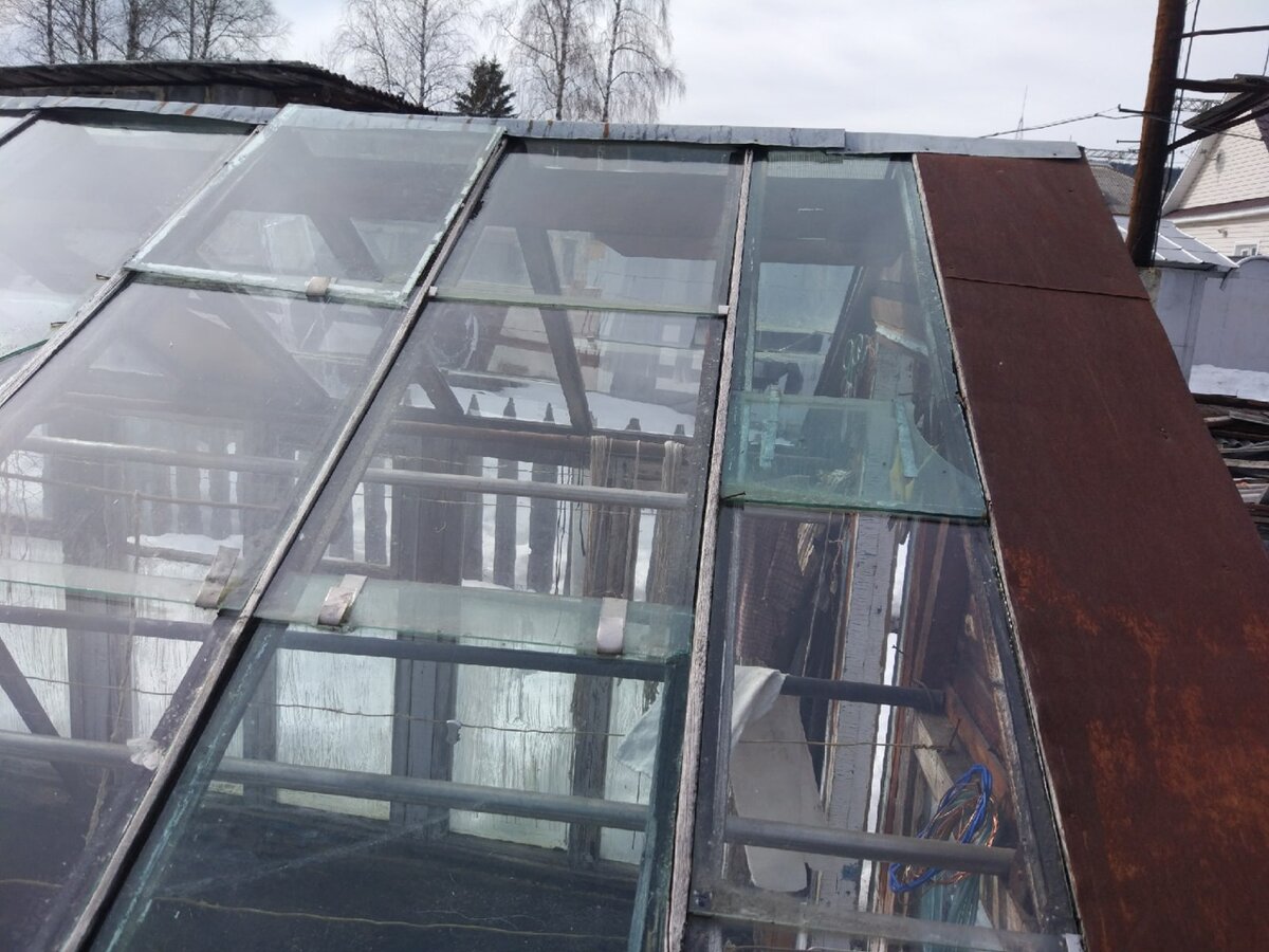 Вид ещё с крышей и стеклами