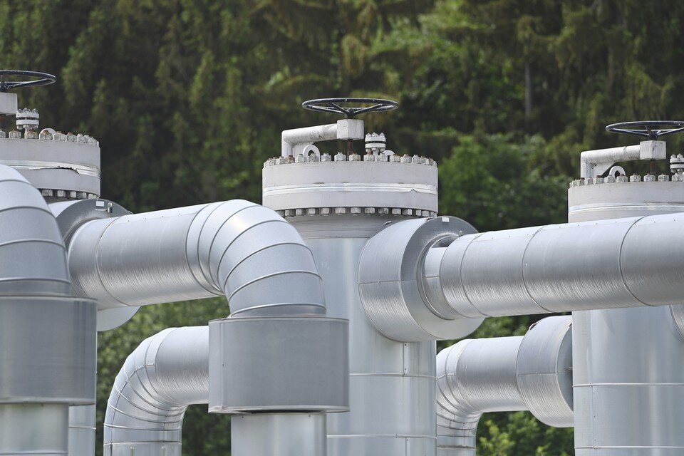     В Германии опасаются прекращения поставок газа в Европу в случае введения эмбарго на нефть из России  GLOBAL LOOK PRESS