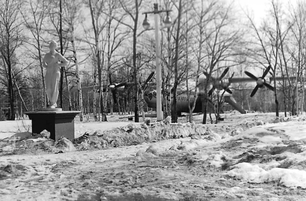 Ан-10 СССР-11155 Комсомольск-на-Амуре, ПКиО им. Ю.А. Гагарина