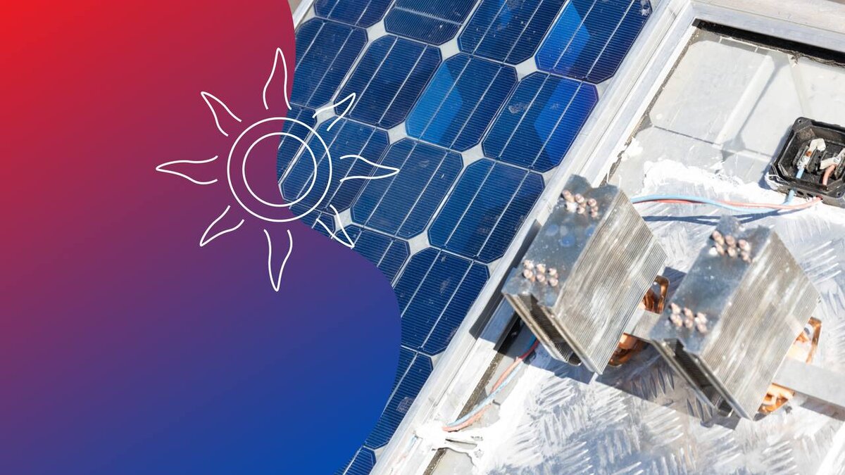 В результате у КПД фотоэлектрических преобразователей увеличился на 10–12 %. Фото: Илья Сафаров. Коллаж: Медиацентр УрФУ.