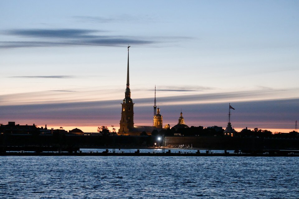     В Петербурге закончились белые ночи Артем КИЛЬКИН