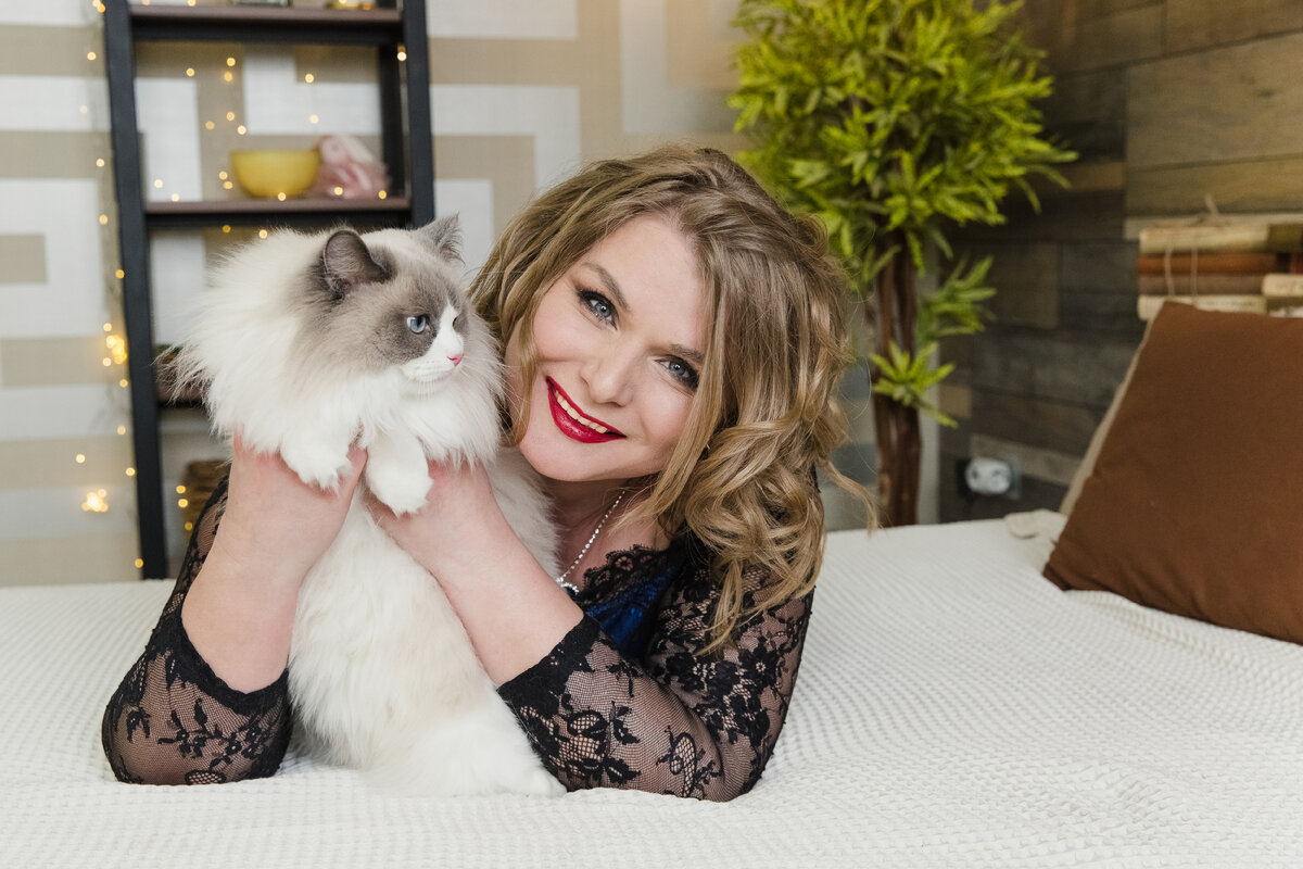 Мы с Ханни - кошкой рэгдолл окраса голубой биколор