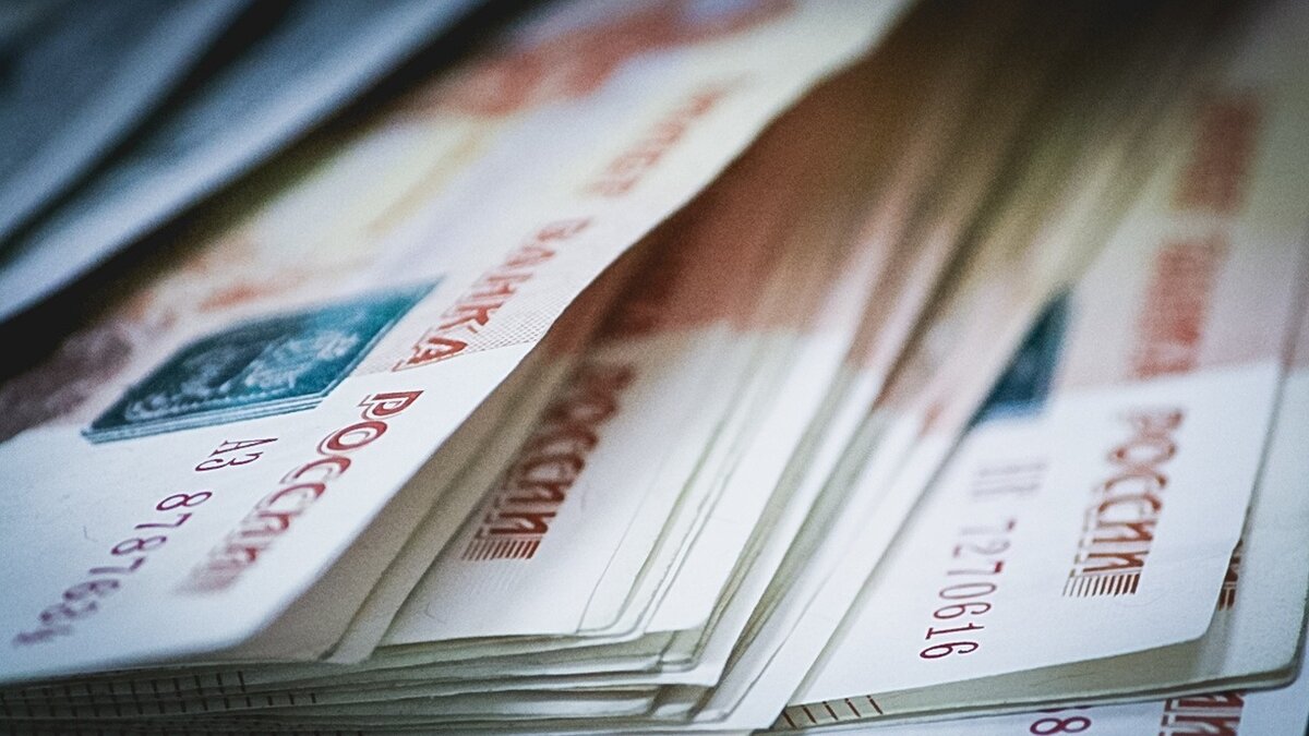     Работники Дальнегорского химического комбината БОР не получили положенные им деньги при увольнении. Без причитающейся суммы остаются и сотрудники другого известного на всё Приморье предприятия.