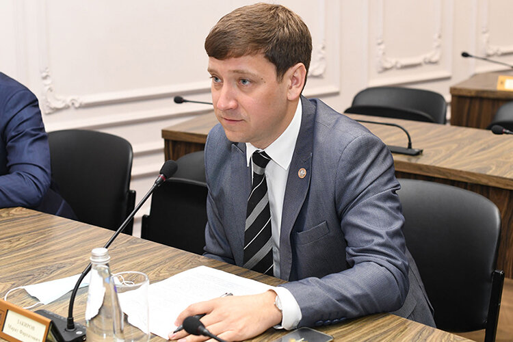    Глава Вахитовского и Приволжского районов Казани Марат Закиров готовится к переезду в Москву, где получит новую должность