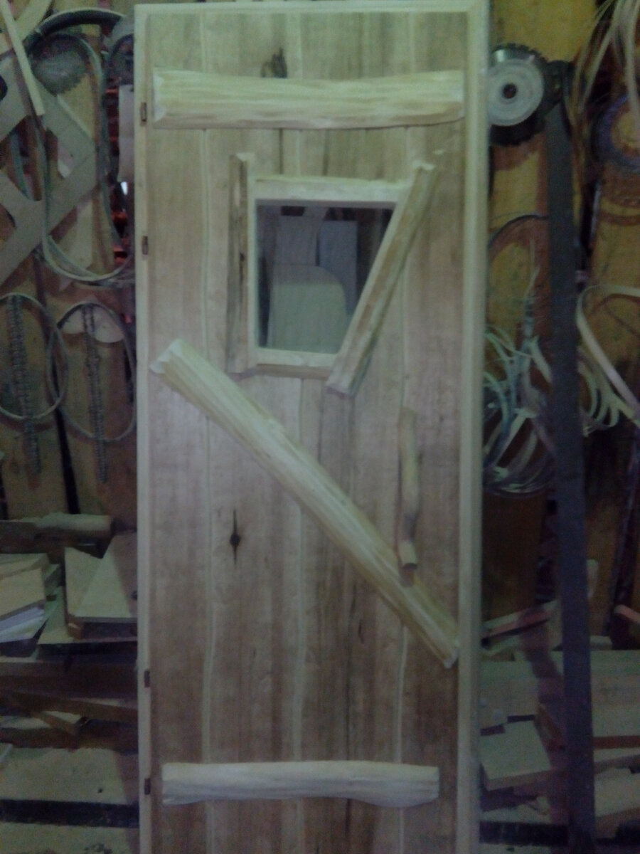 Дверь для бани