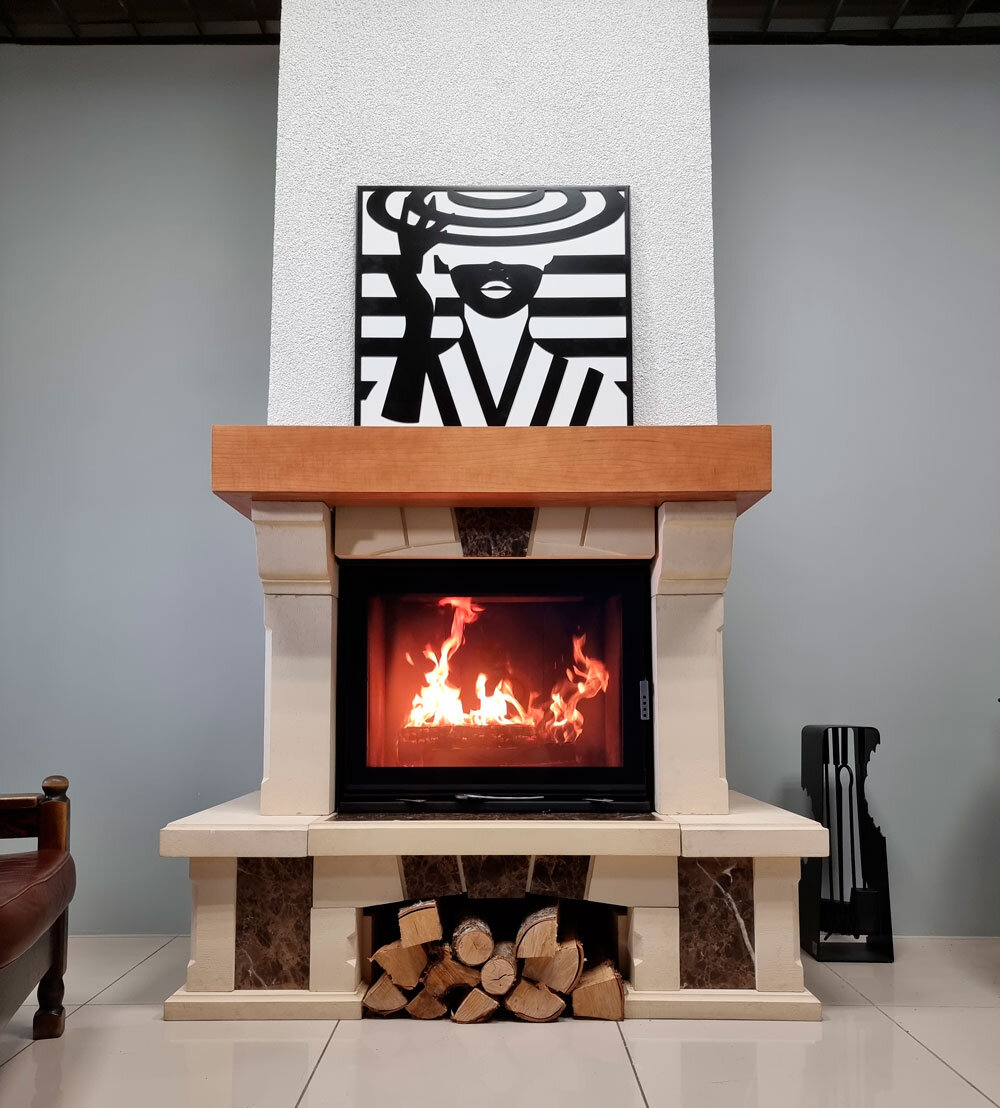 Облицовка MARBELLA SR, с деревянной балкой (Supra-Russia) с топкой UNIVERS (Stav)