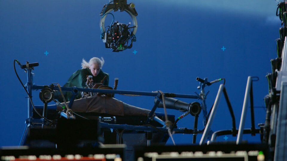    Лео Эштон на съемках