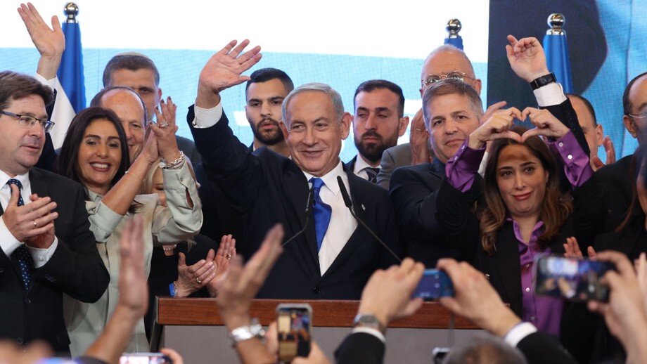 Фото: TASS / EPA / ABIR SULTAN