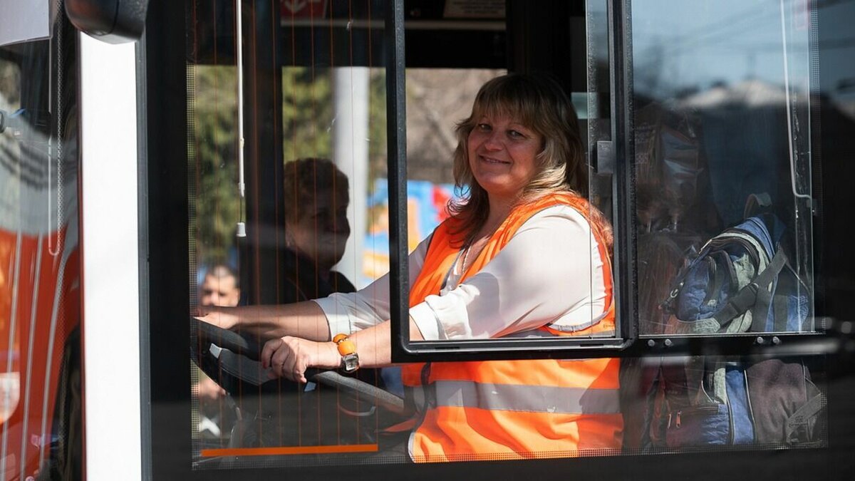     Нехватку водителей из-за частичной мобилизации хотят решить с помощью комитета труда, рассказал NewsTracker заместитель министра дорожного хозяйства и транспорта Ставропольского края Борис Борисов.