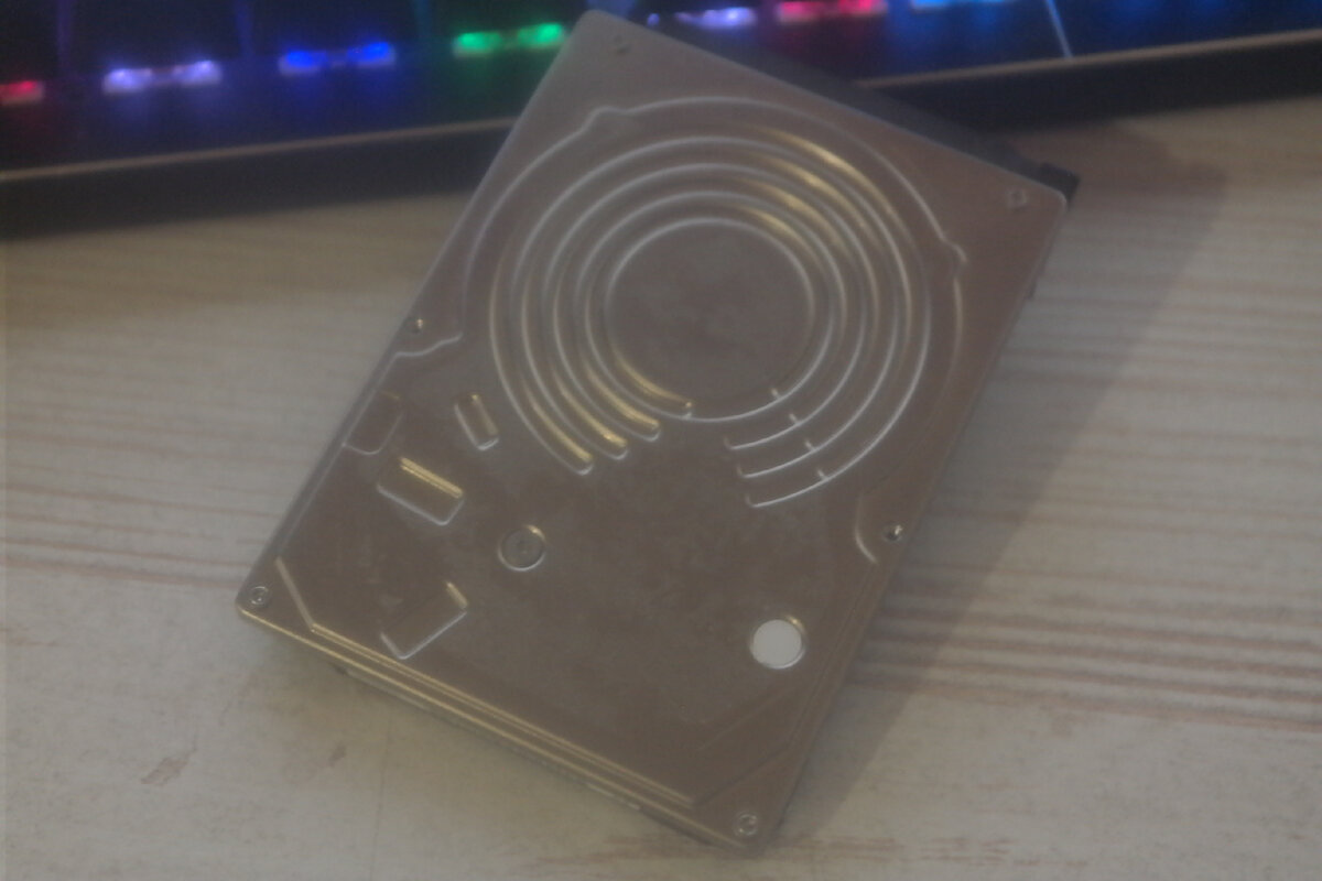 Наш подопытный, TOSHIBA 240 GB. 