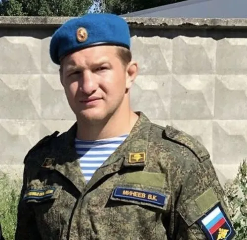 – Есть такая почетная профессия.