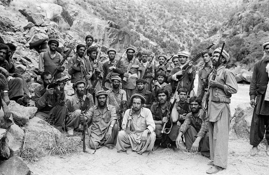 Почему в афганистане советские. Моджахеды в Афганистане 1979. Афганские моджахеды в афганской войне. Афганские моджахеды 1982.